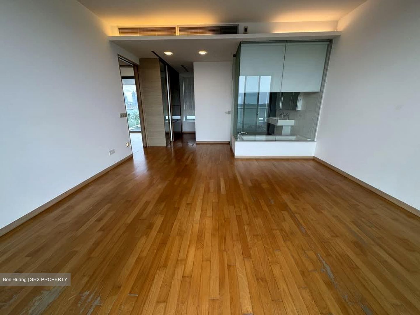 The Azure (D4), Condominium #586186301